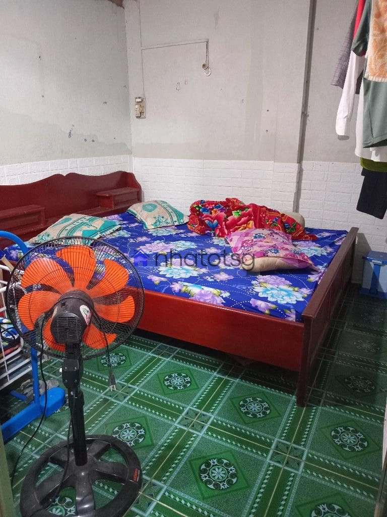 HẺM BA GÁC SẠCH SẼ. KHÔNG LỘ GIỚI, KHÔNG QUY HOẠCH, MUA BÁN NGAY.