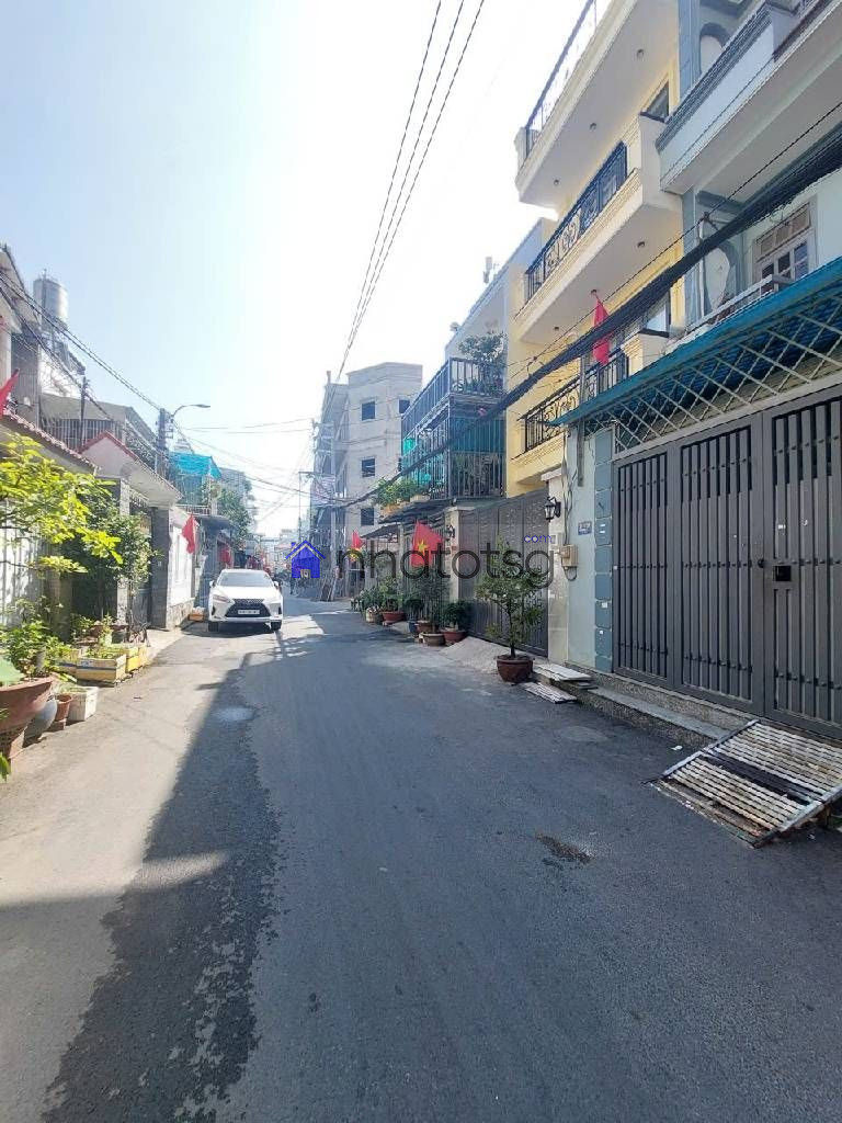 NGAY TRƯỜNG ĐẠI HỌC TRẦN ĐẠI NGHĨA – KHU DÂN TRÍ CAO, AN NINH TỐT, PHÙ HỢP GIỮ TÀI SẢN & KHAI THÁC LÂU DÀI.