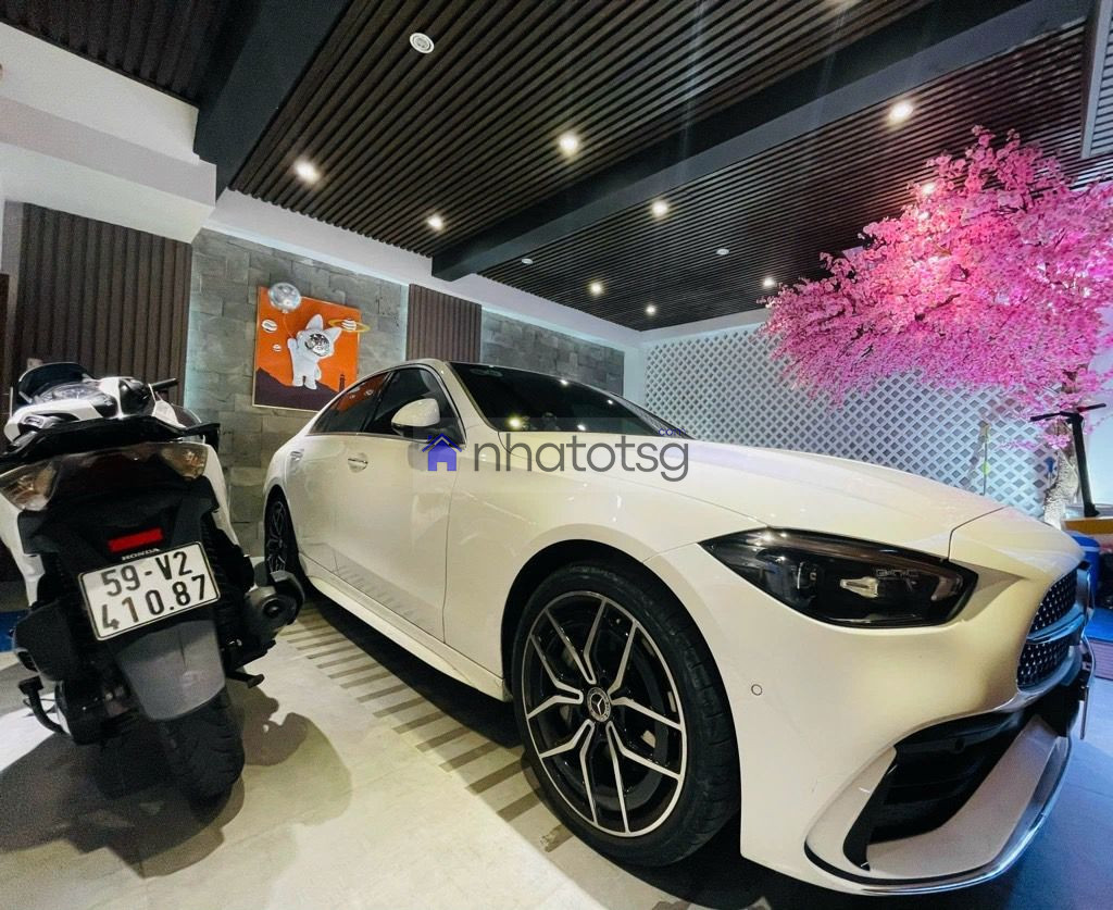 SIÊU PHẨM NHÀ PHỐ - GARA Ô TÔ- HỒ BƠI- NỘI THẤT CAO CẤP - 5 TẦNG - DTSD 168M2 - HXH THÔNG.