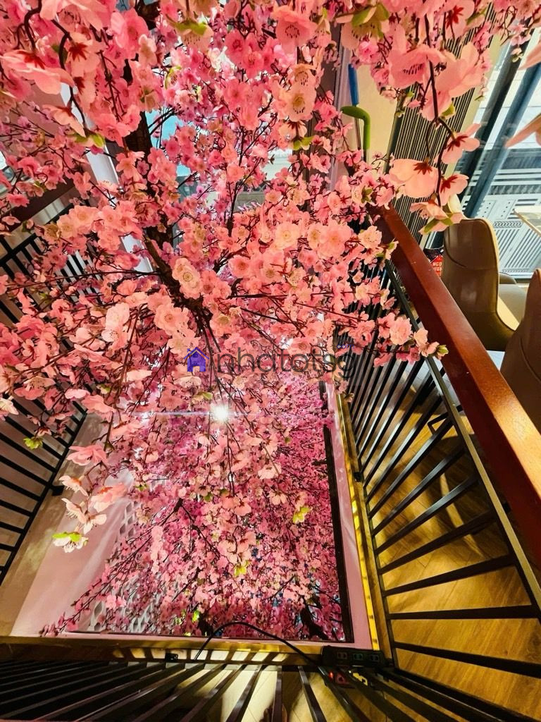 SIÊU PHẨM NHÀ PHỐ - GARA Ô TÔ- HỒ BƠI- NỘI THẤT CAO CẤP - 5 TẦNG - DTSD 168M2 - HXH THÔNG.