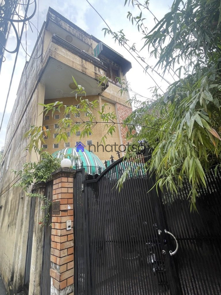 CĂN GÓC 2 MẶT THOÁNG - CÁCH MẶT TIỀN 20M - 3 TẦNG.