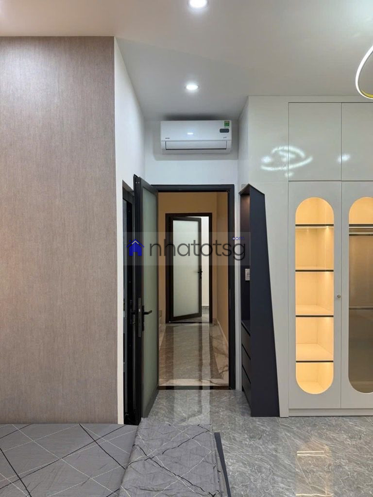 NHÀ MỚI XD VẪN CÒN THƠM MÙI SƠN. TẶNG TOÀN BỘ NỘI THẤT XỊN SÒ