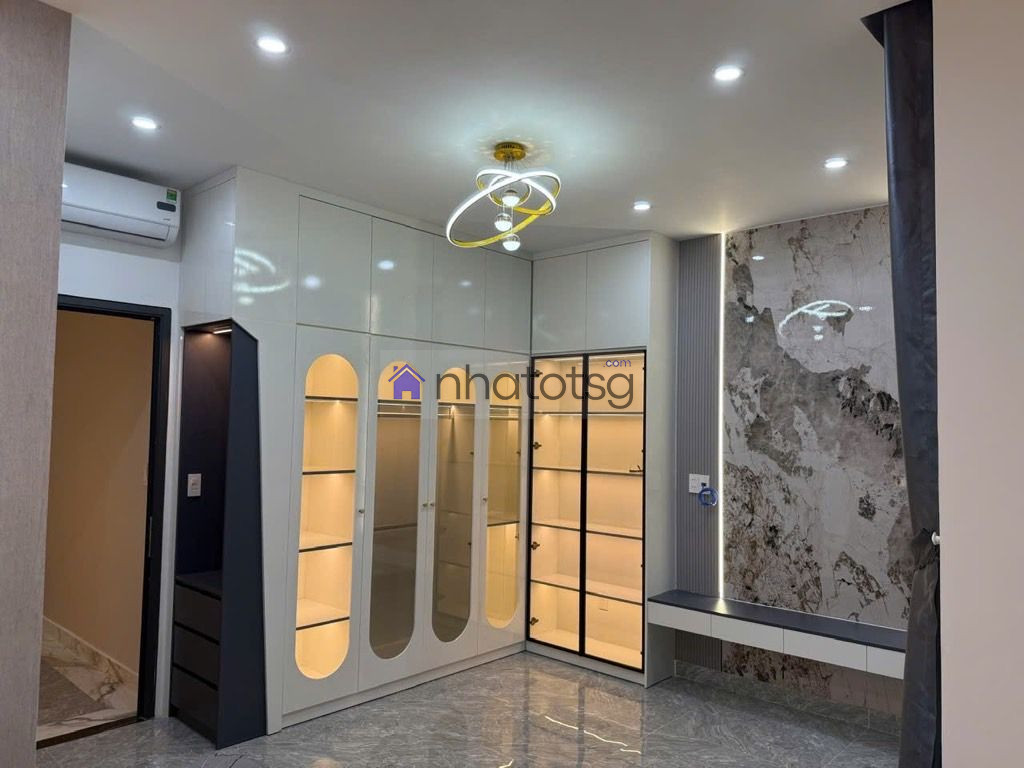 NHÀ MỚI XD VẪN CÒN THƠM MÙI SƠN. TẶNG TOÀN BỘ NỘI THẤT XỊN SÒ