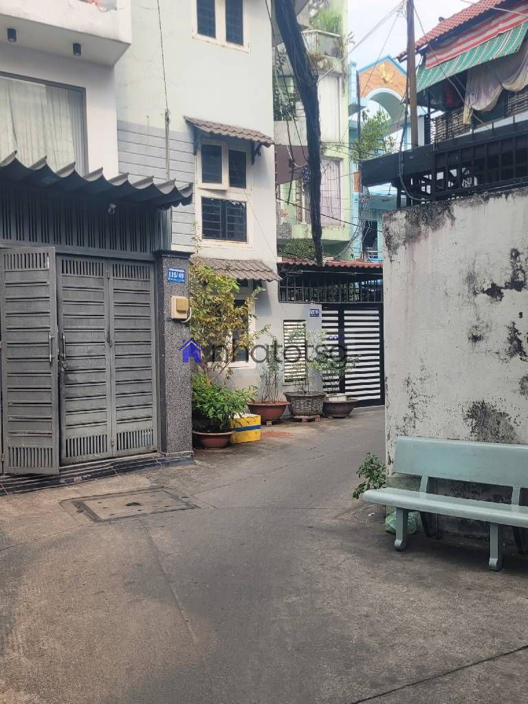 HẺM THÔNG – PHƯỜNG 1, GIÁP PHẠM VĂN ĐỒNG – 3 TẦNG ( ĐÃ BÁN )