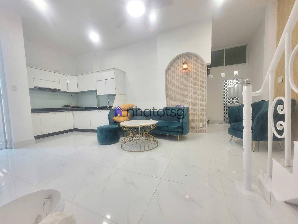 HẺM THÔNG – PHƯỜNG 1, GIÁP PHẠM VĂN ĐỒNG – 3 TẦNG ( ĐÃ BÁN )