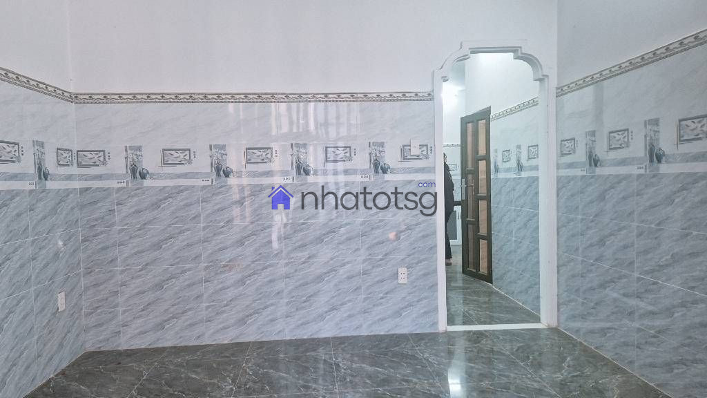 VỊ TRÍ ĐẮC ĐỊA, NGAY KHU VỰC SẦM UẤT.​ NGAY SÁT SIÊU THỊ EMART VÀ KHU CHUNG CƯ, GIAO THÔNG CỰC KỲ THUẬN TIỆN.​