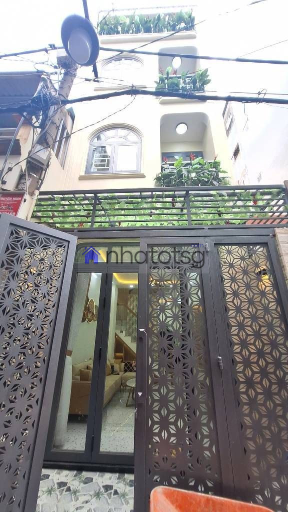 NHÀ XÂY MỚI, 4 TẦNG FULL NỘI THẤT.