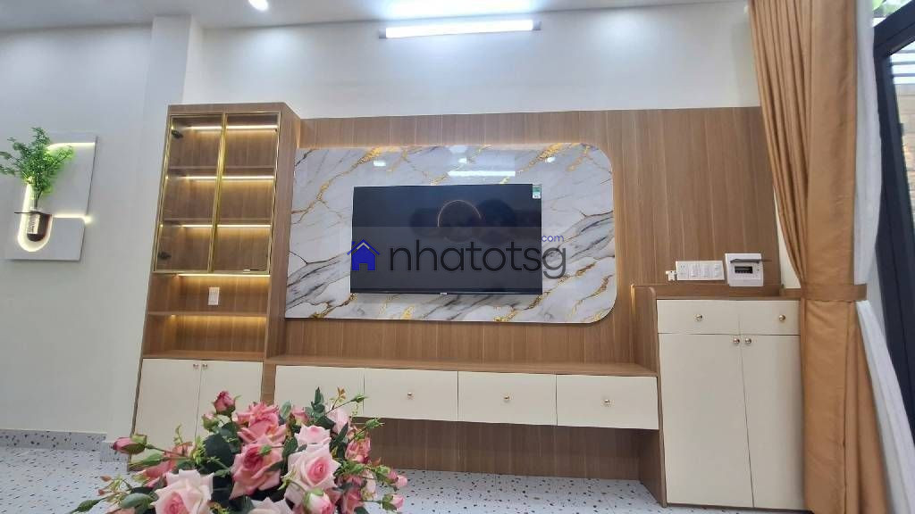 NHÀ XÂY MỚI, 4 TẦNG FULL NỘI THẤT.