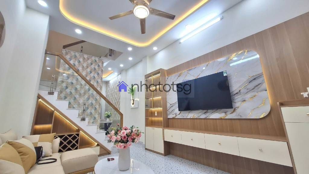 NHÀ XÂY MỚI, 4 TẦNG FULL NỘI THẤT.