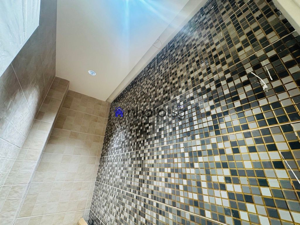 GẦN SIÊU THỊ EMART - 3 TẦNG MỚI - TẶNG FULL NỘI THẤT CAO CẤP - VÀI BƯỚC RA XE TẢI.