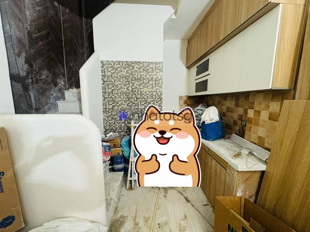 GẦN SIÊU THỊ EMART - 3 TẦNG MỚI - TẶNG FULL NỘI THẤT CAO CẤP - VÀI BƯỚC RA XE TẢI.