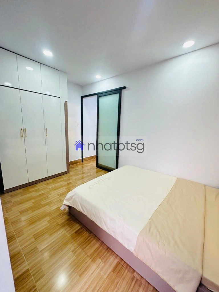 HẺM THÔNG - TẶNG FULL NỘI THẤT XỊN - NGAY COOPMART QUANG TRUNG ( ĐÃ BÁN )