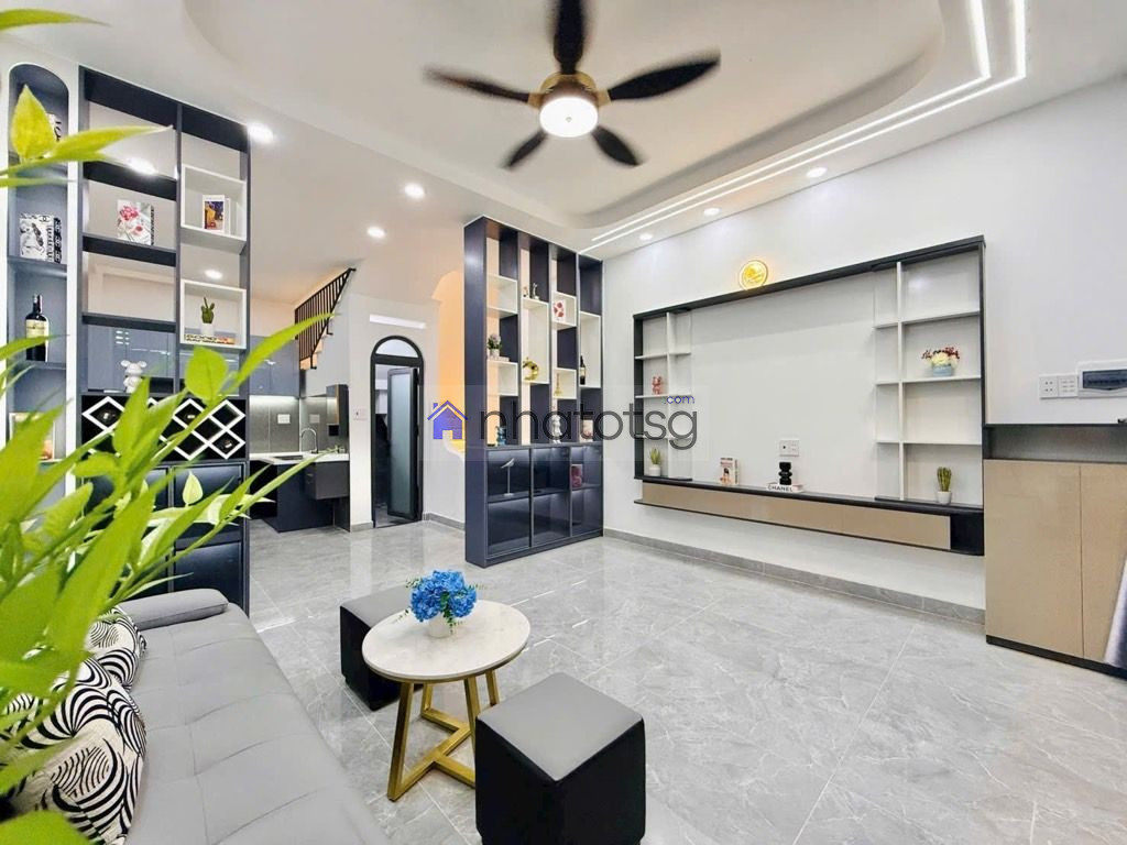 LÊN SÓNG CĂN SIÊU PHẨM NGAY GẦN CHỢ THẠCH ĐÀ.