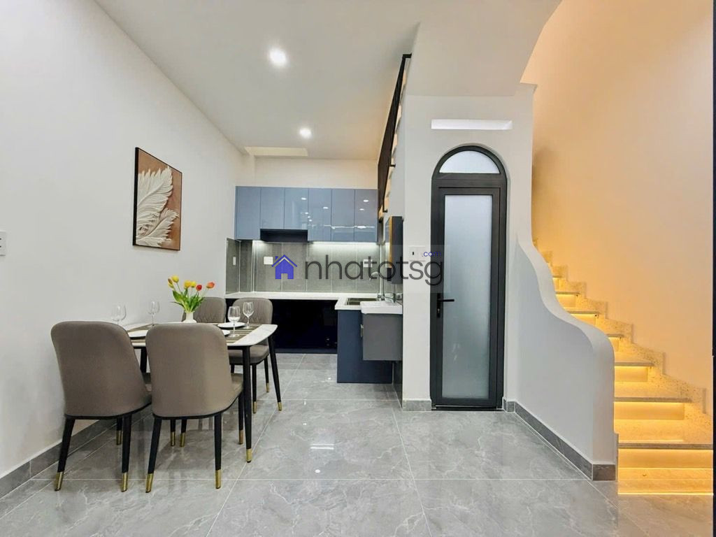 LÊN SÓNG CĂN SIÊU PHẨM NGAY GẦN CHỢ THẠCH ĐÀ.