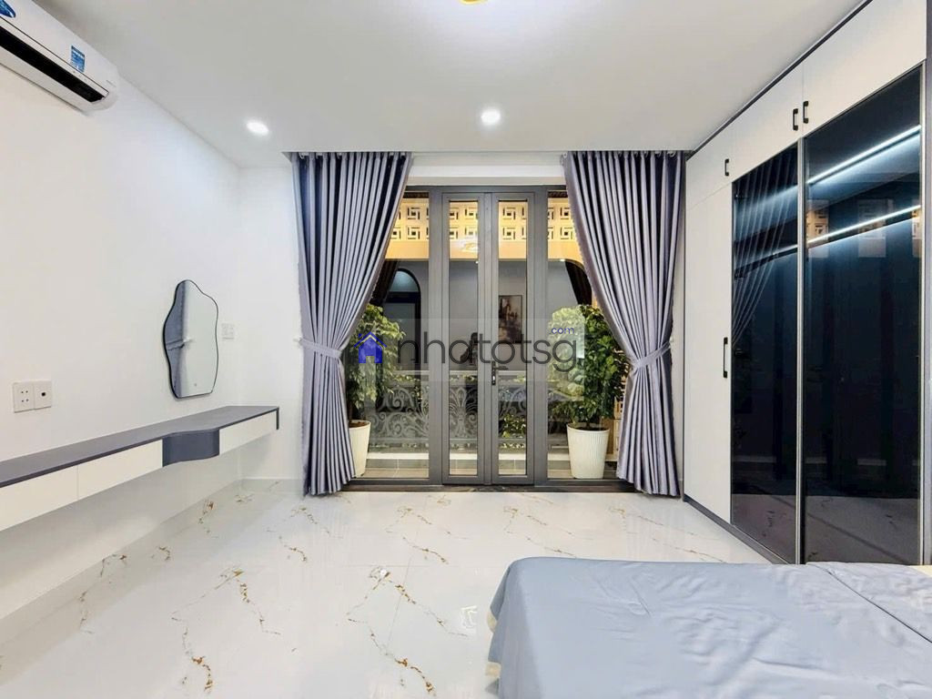 LÊN SÓNG CĂN SIÊU PHẨM NGAY GẦN CHỢ THẠCH ĐÀ.