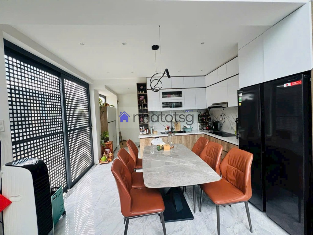 Ô TÔ NHỎ VÀO NHÀ - 5 TẦNG, SÂN THƯỢNG RỘNG - CĂN GÓC 2 MẶT THOÁNG.