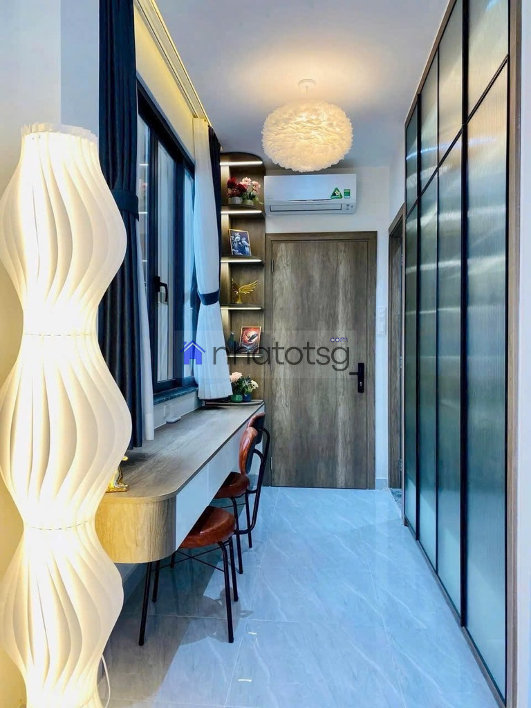 Ô TÔ NHỎ VÀO NHÀ - 5 TẦNG, SÂN THƯỢNG RỘNG - CĂN GÓC 2 MẶT THOÁNG.