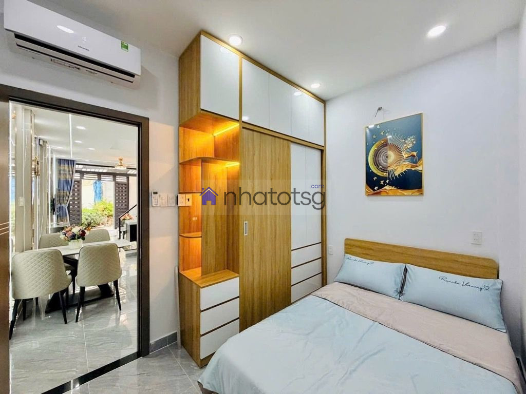 ĐƯỜNG THÔNG NGAY TRUNG TÂM SÁT SÂN BAY, GẦN UBND. SỔ HỒNG RIÊNG - NỘI THẤT BÀN GIAO FULL OPTION.( ĐÃ BÁN )