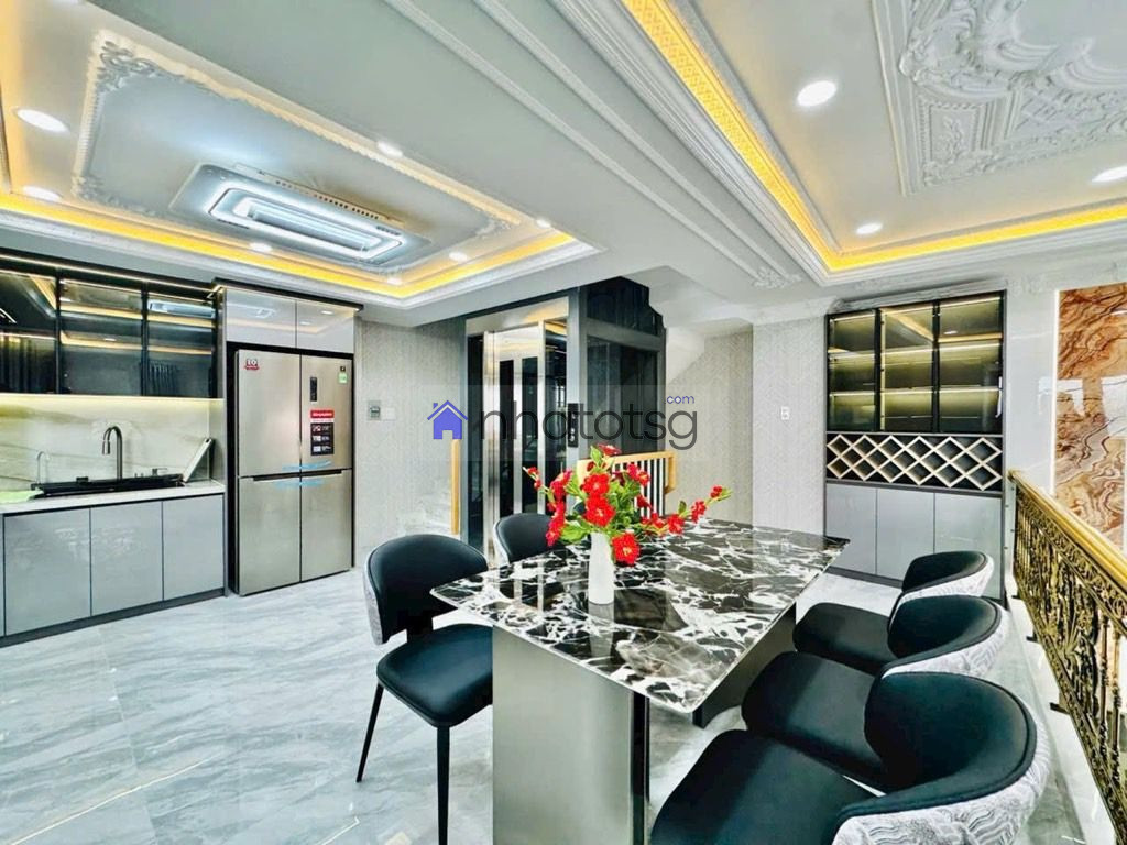 SIÊU PHẨM 6 TẦNG - CĂN GÓC 2 MẶT THOÁNG. CÓ THANG MÁY.