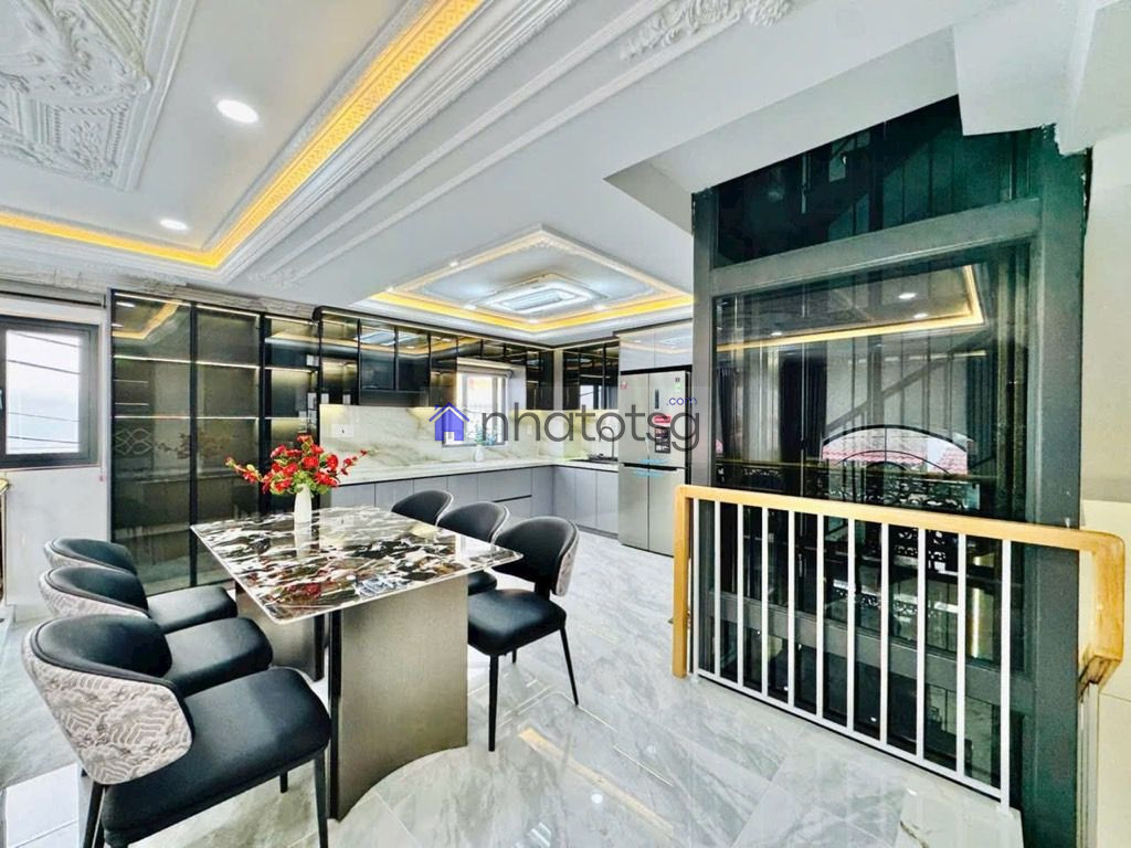 SIÊU PHẨM 6 TẦNG - CĂN GÓC 2 MẶT THOÁNG. CÓ THANG MÁY.