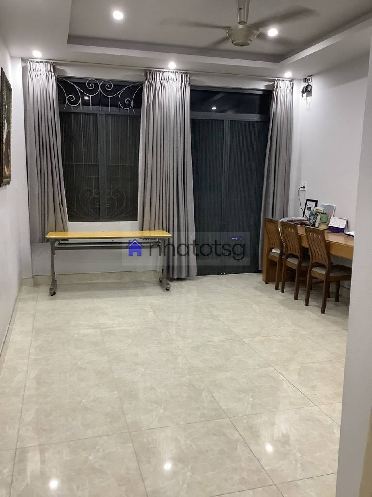 ĐỐI DIỆN CỔNG CITYLAND, EMART PHAN VĂN TRỊ, 4 TẦNG.