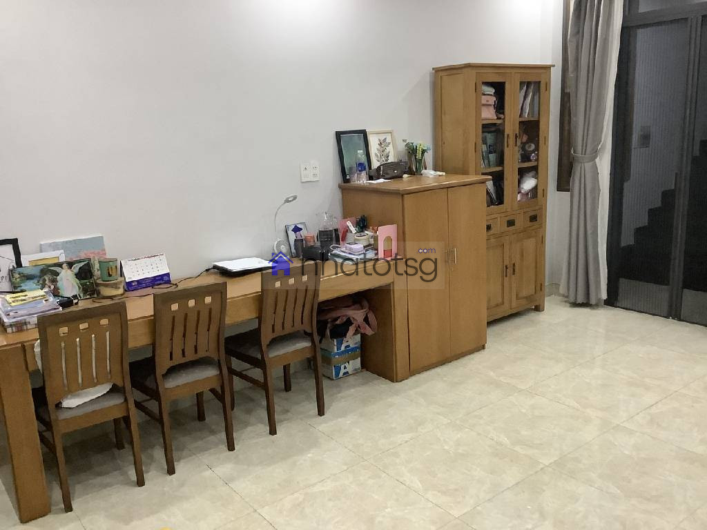 ĐỐI DIỆN CỔNG CITYLAND, EMART PHAN VĂN TRỊ, 4 TẦNG.