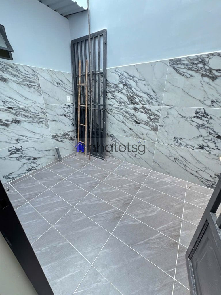 VỪA HOÀN THIỆN XINH LUNG LINH GIÁP BÌNH THẠNH - NGANG 5.3M, NỞ HẬU.