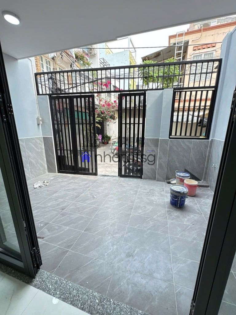 VỪA HOÀN THIỆN XINH LUNG LINH GIÁP BÌNH THẠNH - NGANG 5.3M, NỞ HẬU.