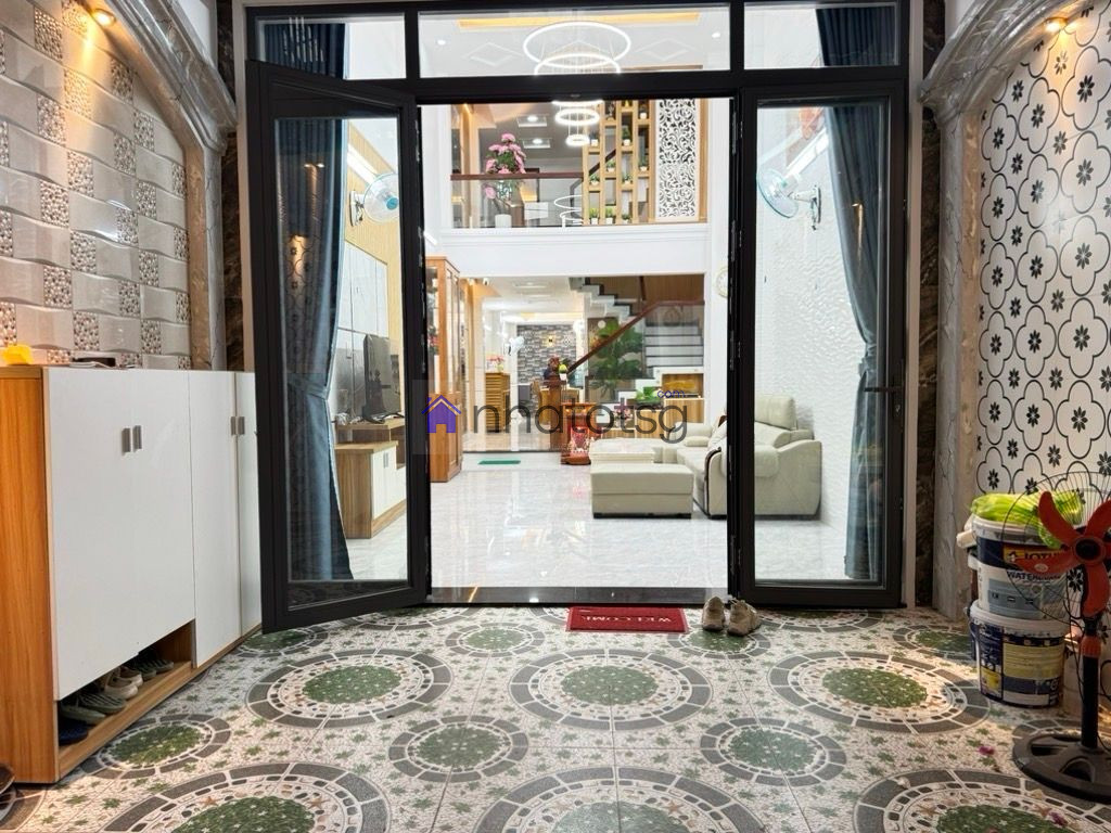 HXT SÁT MẶT TIỀN, (4 x 22M), 5 TẦNG HOÀN CÔNG.