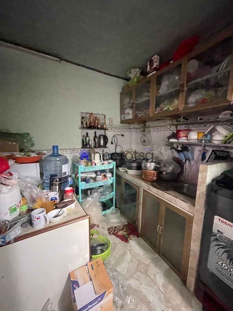 CHÍNH CHỦ TRANG BÌA - NGAY CÔNG VIÊN LÀNG HOA - ĐỐI DIỆN MERCEDES - HẺM XE HƠI TRÁNH