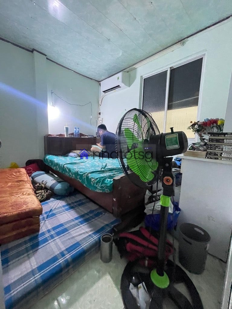 CHÍNH CHỦ TRANG BÌA - NGAY CÔNG VIÊN LÀNG HOA - ĐỐI DIỆN MERCEDES - HẺM XE HƠI TRÁNH