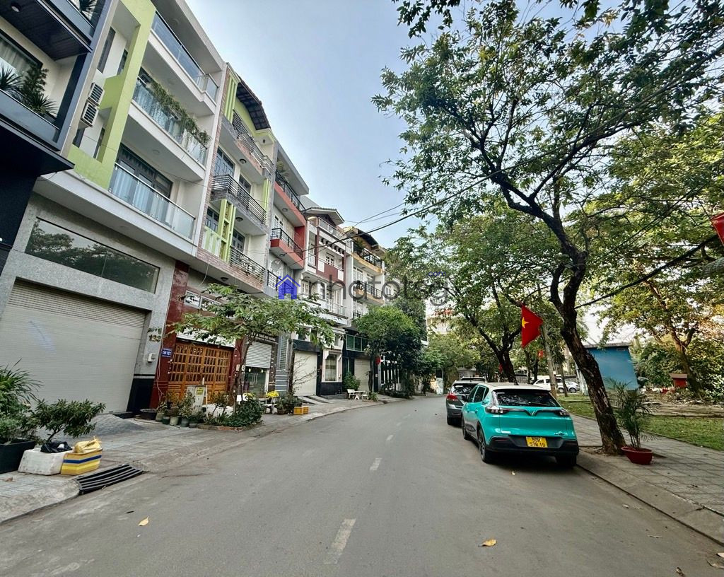 HẺM TRẢI NHỰA 10M - KHU PHÂN LÔ - NGANG 5M - 5 TẦNG BTCT - GẦN PHẠM VĂN CHIÊU, CHỢ THẠCH ĐÀ