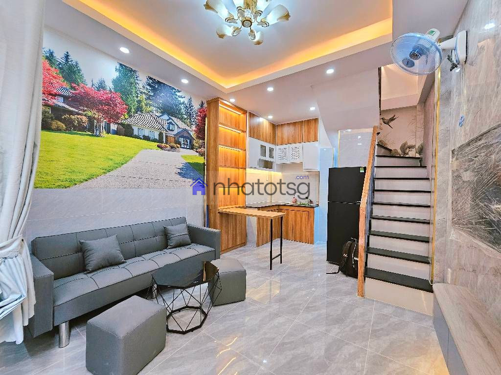 NHÀ NHỎ ĐẦY ĐỦ CÔNG NĂNG - VỊ TRÍ TRUNG TÂM HIẾM CÓ KHÓ TÌM