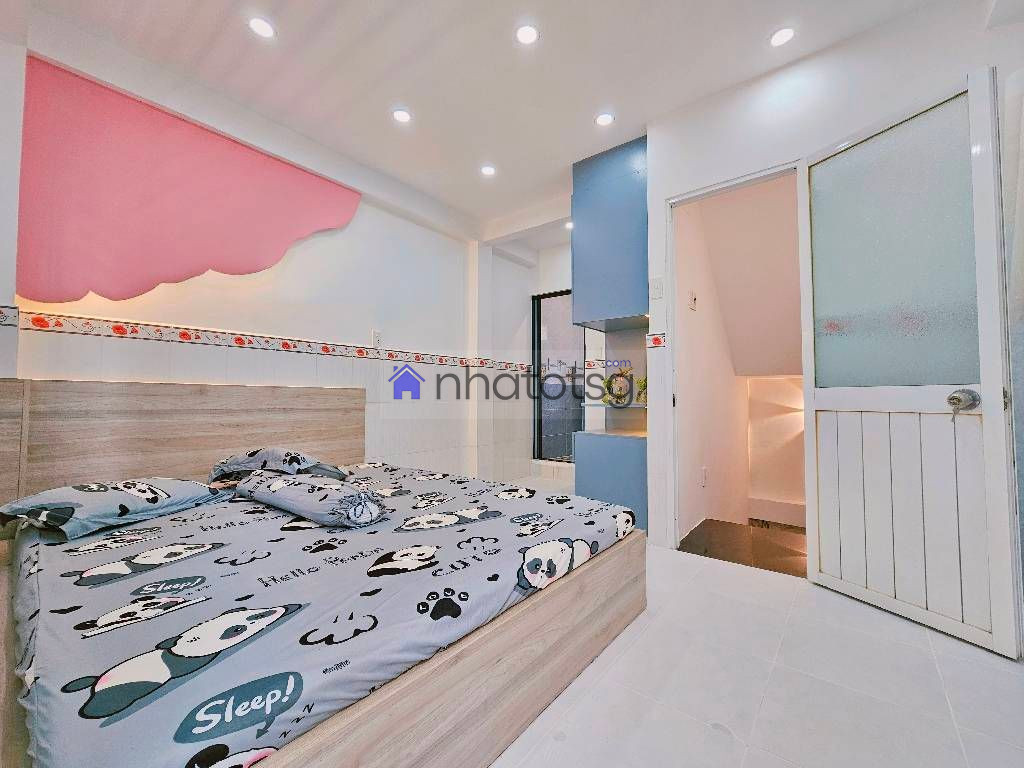 NHÀ NHỎ ĐẦY ĐỦ CÔNG NĂNG - VỊ TRÍ TRUNG TÂM HIẾM CÓ KHÓ TÌM