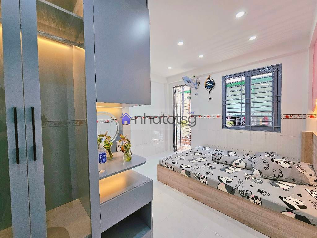 NHÀ NHỎ ĐẦY ĐỦ CÔNG NĂNG - VỊ TRÍ TRUNG TÂM HIẾM CÓ KHÓ TÌM