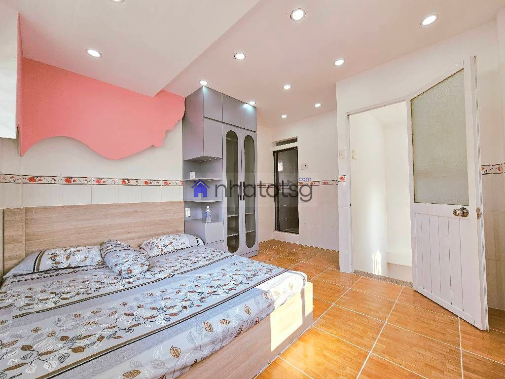 NHÀ NHỎ ĐẦY ĐỦ CÔNG NĂNG - VỊ TRÍ TRUNG TÂM HIẾM CÓ KHÓ TÌM