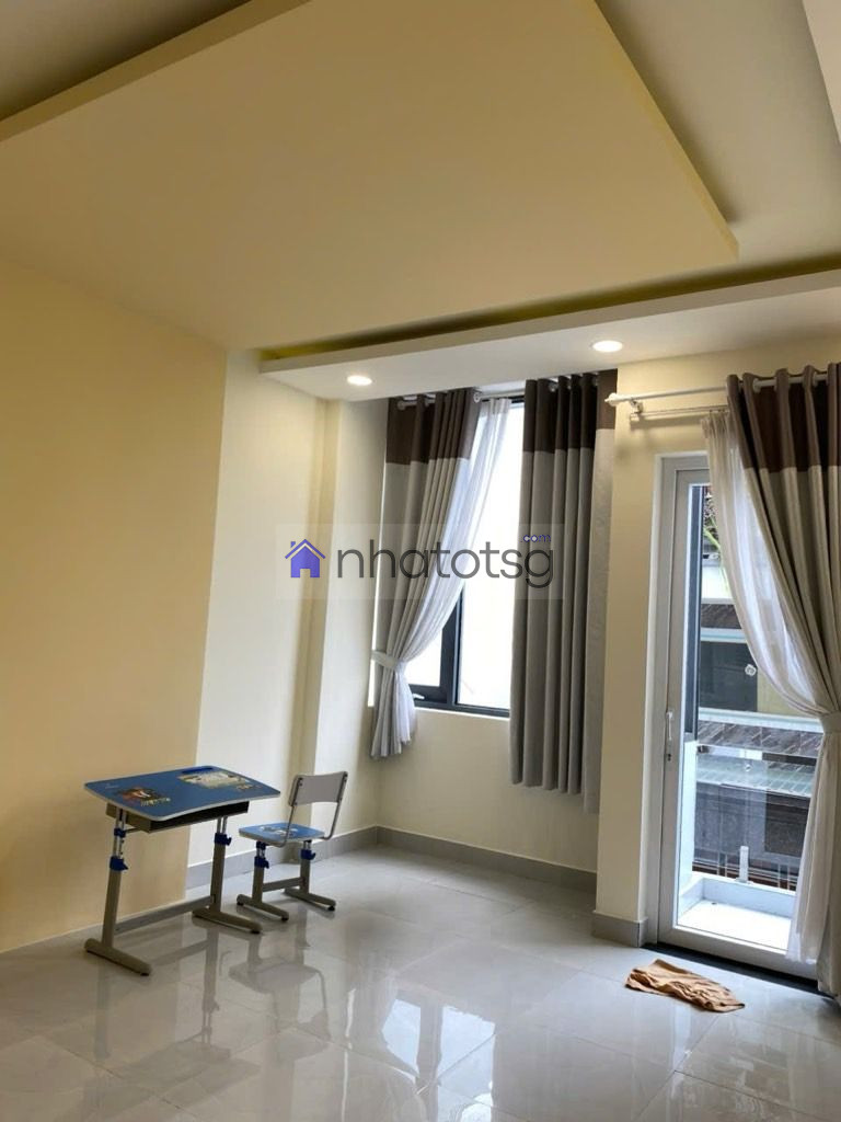 HẺM 5M Ô TÔ VÀO NHÀ SÁT MẶT TIỀN, AN NINH, DÂN TRÍ, SẠCH SẼ.