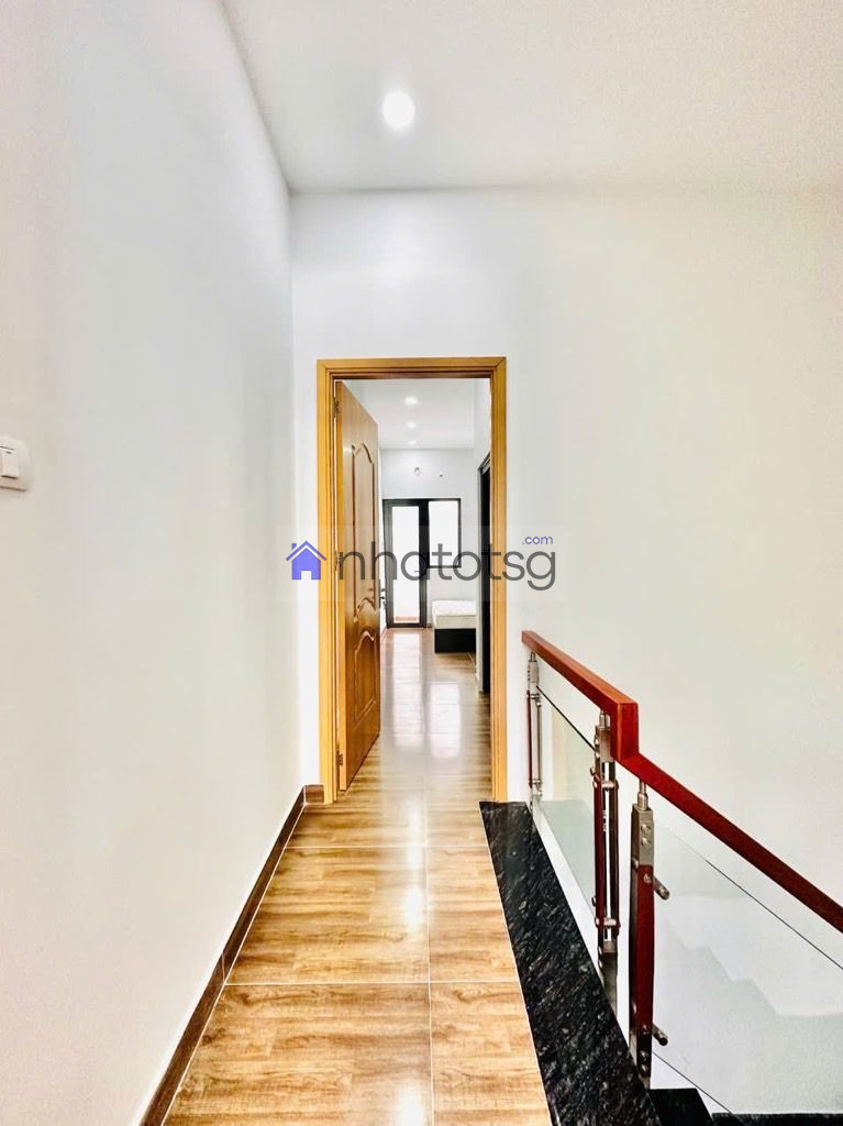 HẺM XE HƠI CHUẨN - 2 TẦNG BTCT - KHÔNG LỘ GIỚI - NGAY PHẠM VĂN CHIÊU.