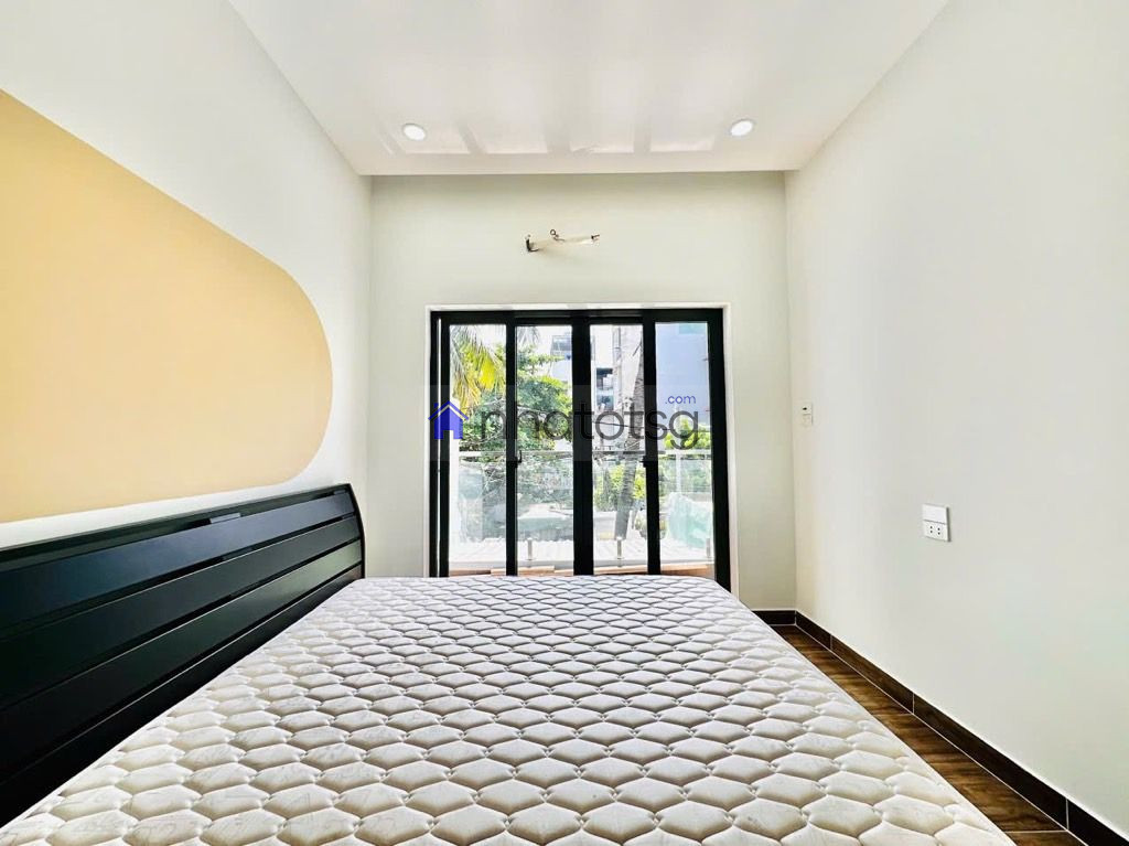 HẺM XE HƠI CHUẨN - 2 TẦNG BTCT - KHÔNG LỘ GIỚI - NGAY PHẠM VĂN CHIÊU.