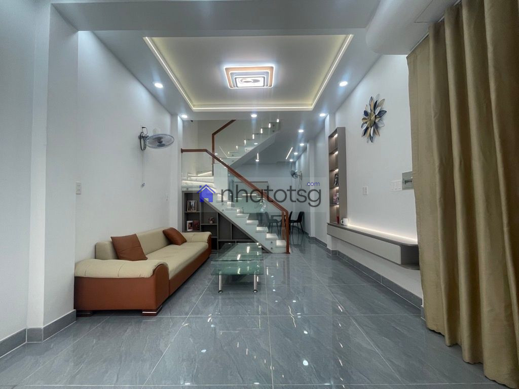 TUYỆT ĐỐI ĐIỆN ẢNH - SIÊU PHẨM ĐẸP NHƯ TRANH - 3 TẦNG MỚI CỨNG - HẺM 3.5M - NGAY CV LÀNG HOA