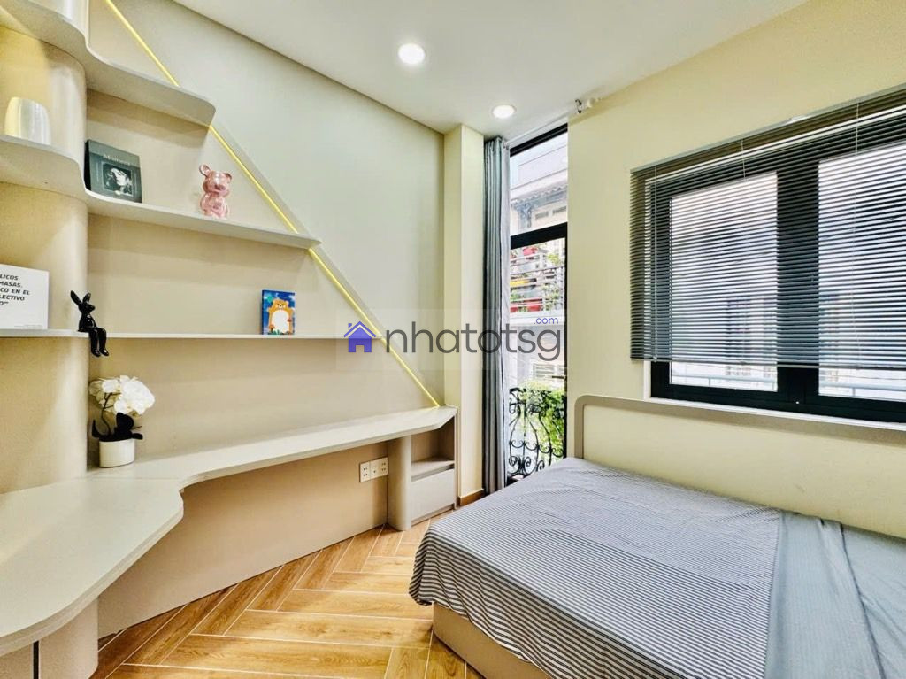 NHÀ ĐẸP - HẺM 3M KẾ BÊN HXH THÔNG - 4 TẦNG.