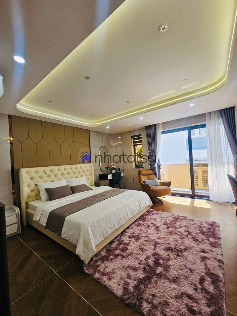 SIÊU PHẨM - 5 TẦNG THANG MÁY MỚI TINH FULL NỘI THẤT CAO CẤP - HẺM XE HƠI VÀO NGỦ NHÀ