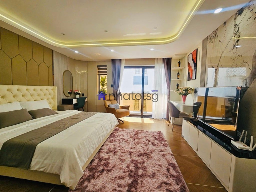 SIÊU PHẨM - 5 TẦNG THANG MÁY MỚI TINH FULL NỘI THẤT CAO CẤP - HẺM XE HƠI VÀO NGỦ NHÀ