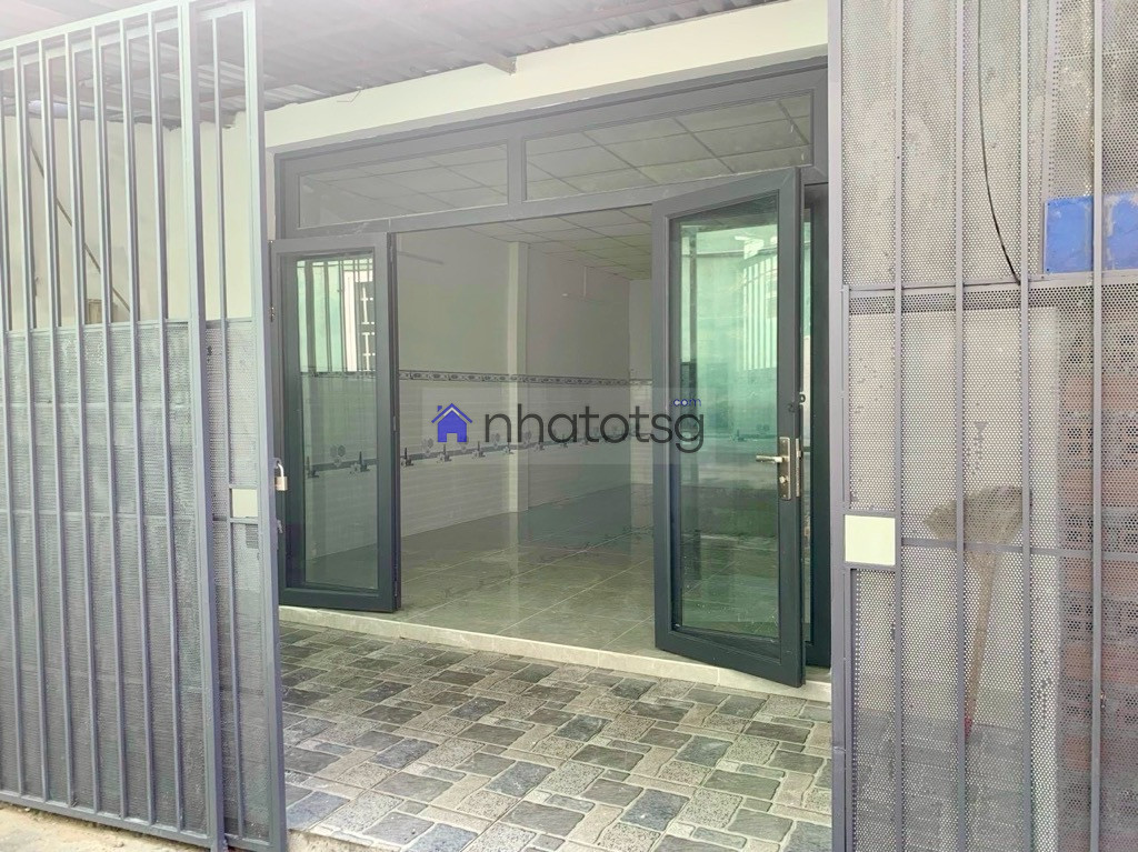 MẶT HẺM KINH DOANH - NGĂN 2 CĂN ĐANG CHO THUÊ 10TR/THÁNG - SÁT BÊN THỊ TRẤN HÓC MÔN SẦM UẤT.