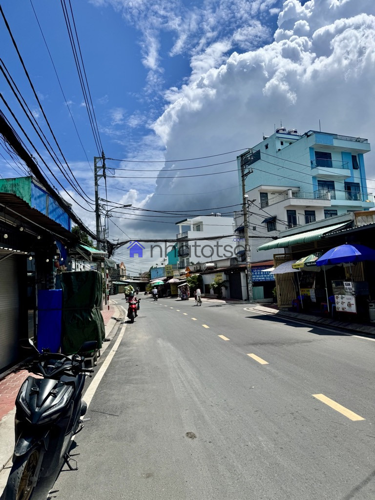 MTKD, NHÀ C4 CHÍNH CHỦ LÂU ĐỜI -KINH DOANH ĐA NGÀNH NGHỀ-SỔ VUÔNG ĐẸP, QUÁ ĐẸP ĐỂ XÂY SIÊU PHẨM
