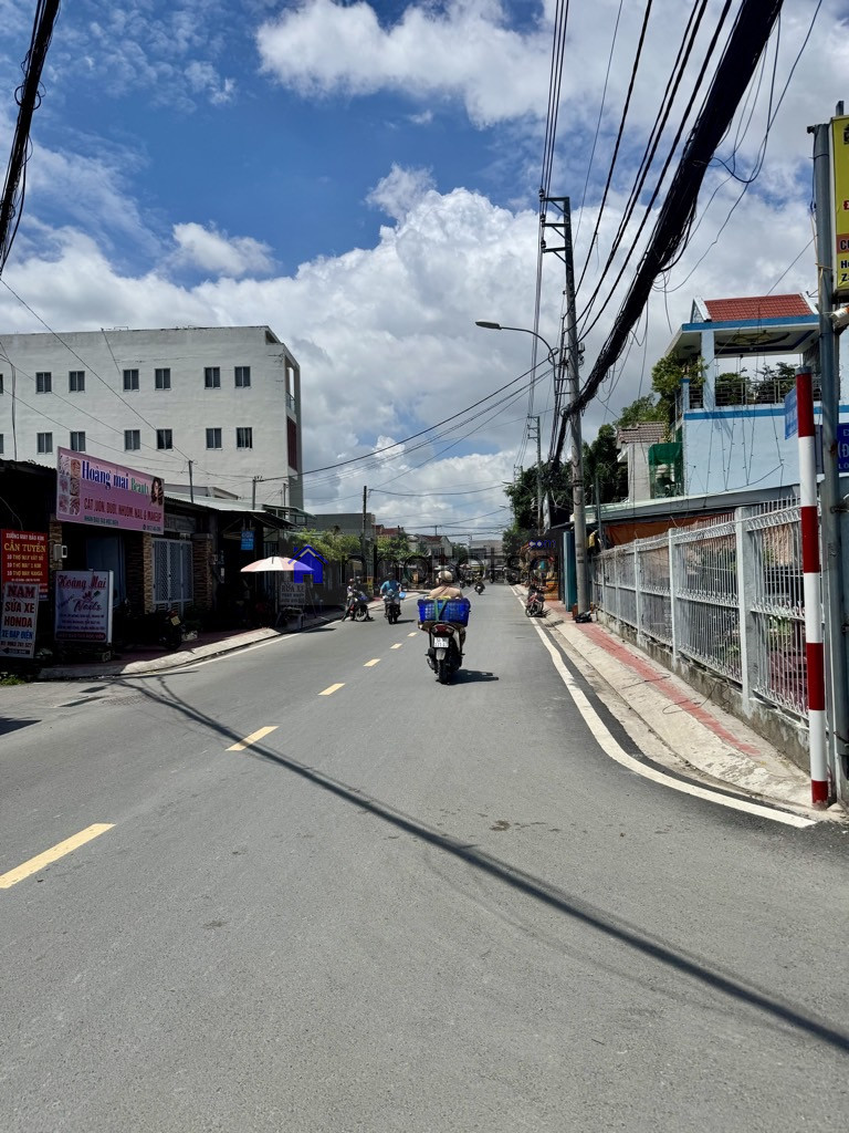 MTKD, NHÀ C4 CHÍNH CHỦ LÂU ĐỜI -KINH DOANH ĐA NGÀNH NGHỀ-SỔ VUÔNG ĐẸP, QUÁ ĐẸP ĐỂ XÂY SIÊU PHẨM