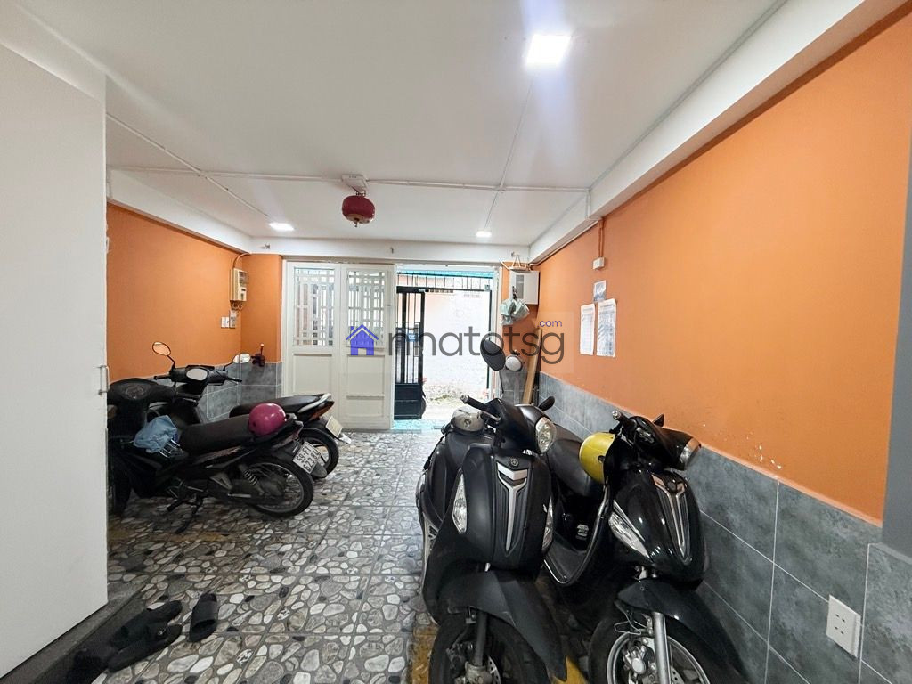 ĐẮT GIÁ ĐÁNG SỐNG, 5 TẦNG - THÔNG TỨ TUNG ~ DÒNG TIỀN 40 TRIỆU/THÁNG.