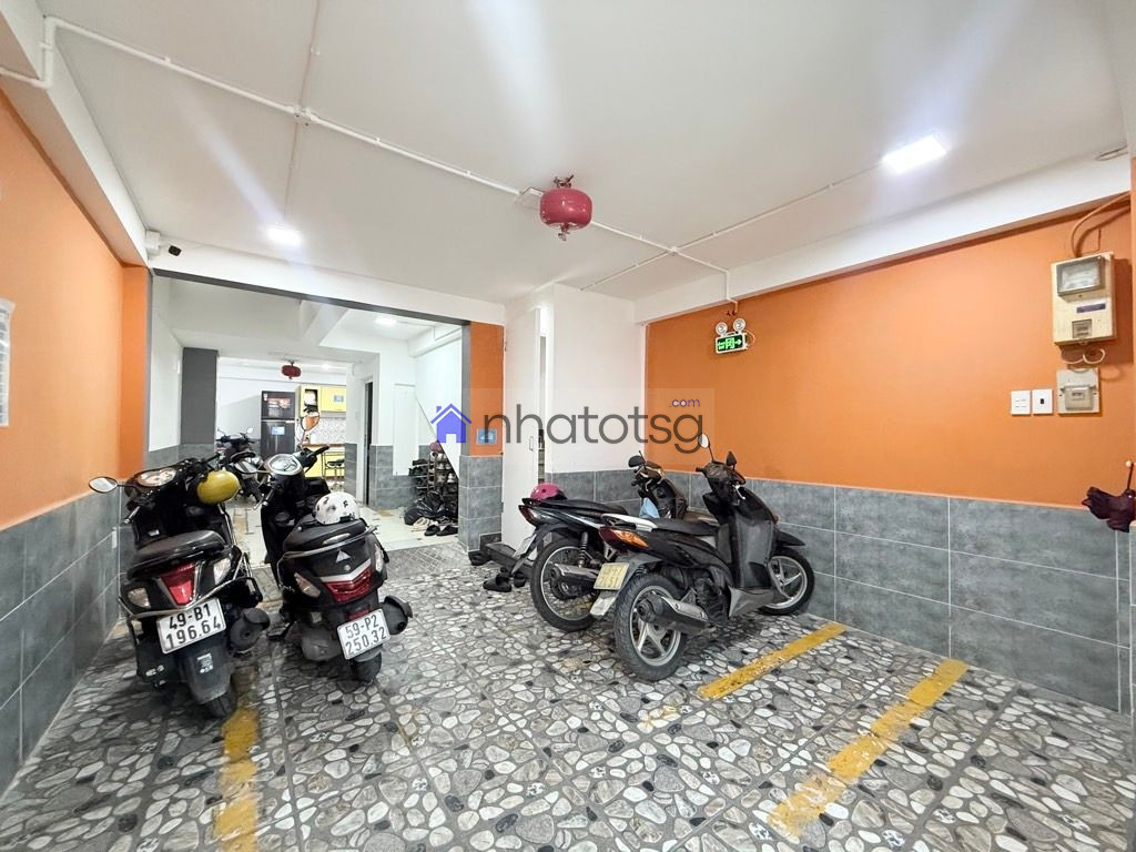 ĐẮT GIÁ ĐÁNG SỐNG, 5 TẦNG - THÔNG TỨ TUNG ~ DÒNG TIỀN 40 TRIỆU/THÁNG.