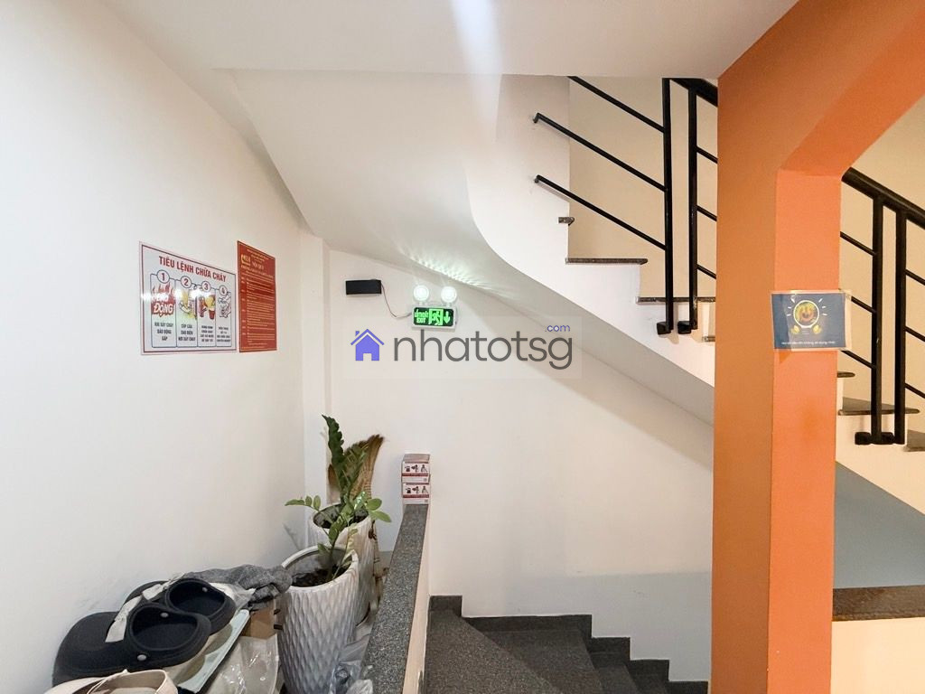 ĐẮT GIÁ ĐÁNG SỐNG, 5 TẦNG - THÔNG TỨ TUNG ~ DÒNG TIỀN 40 TRIỆU/THÁNG.