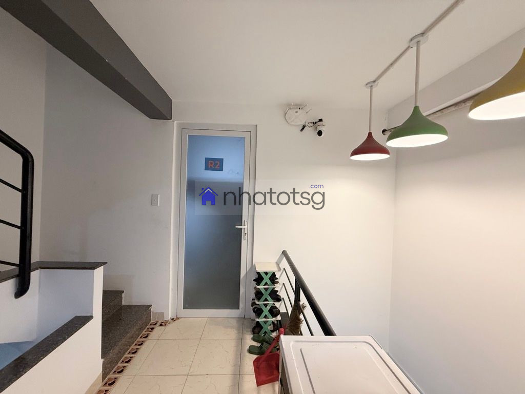 ĐẮT GIÁ ĐÁNG SỐNG, 5 TẦNG - THÔNG TỨ TUNG ~ DÒNG TIỀN 40 TRIỆU/THÁNG.